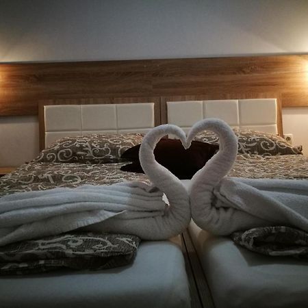 Rooms Aracic Slavonski Brod Exterior foto