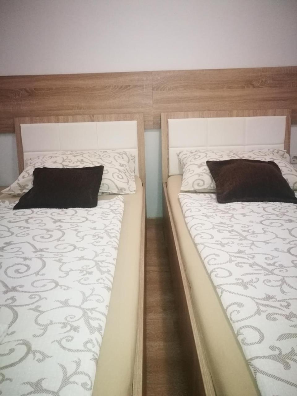 Rooms Aracic Slavonski Brod Exterior foto